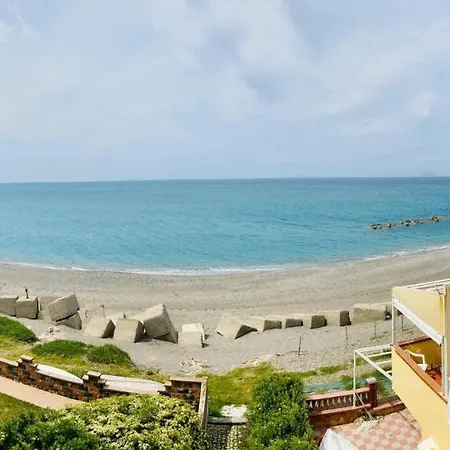 Sea View Appartment With Bicycles And Stand-Up Paddle Capo d'Orlando Exterior photo