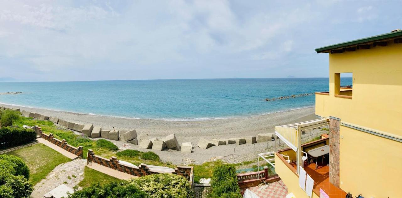 Sea View With Bicycles And Stand-up Paddle Apartment *